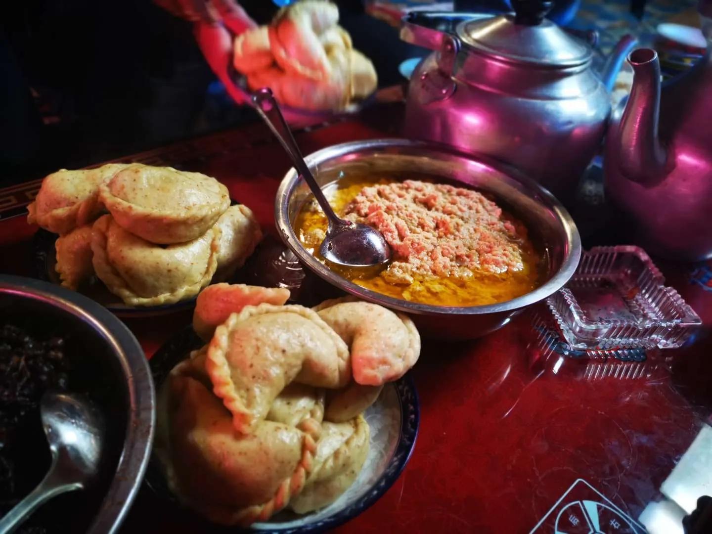 藏族和回族的饮食习惯,60年代藏族饮食习惯