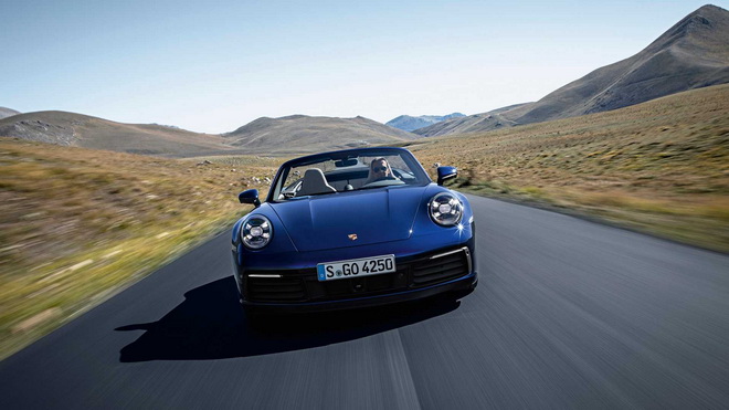 2020保时捷911cabriolet街拍,porsche911