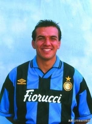 联赛第一个引进大牌外援的，究竟是北京国安还是上海申花？