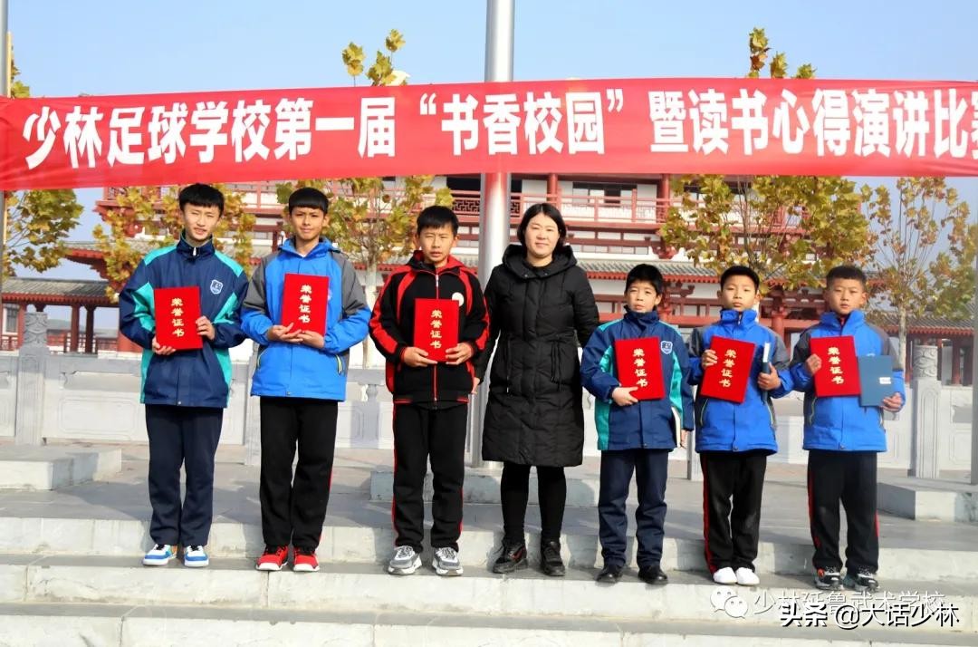 经典润心灵书香溢校园朗诵演讲稿,朗诵书香伴我成长演讲优秀视频