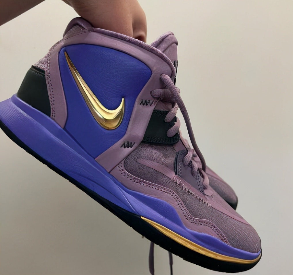 一周打三次球外场篮球鞋耐克,阿迪达斯一周鞋