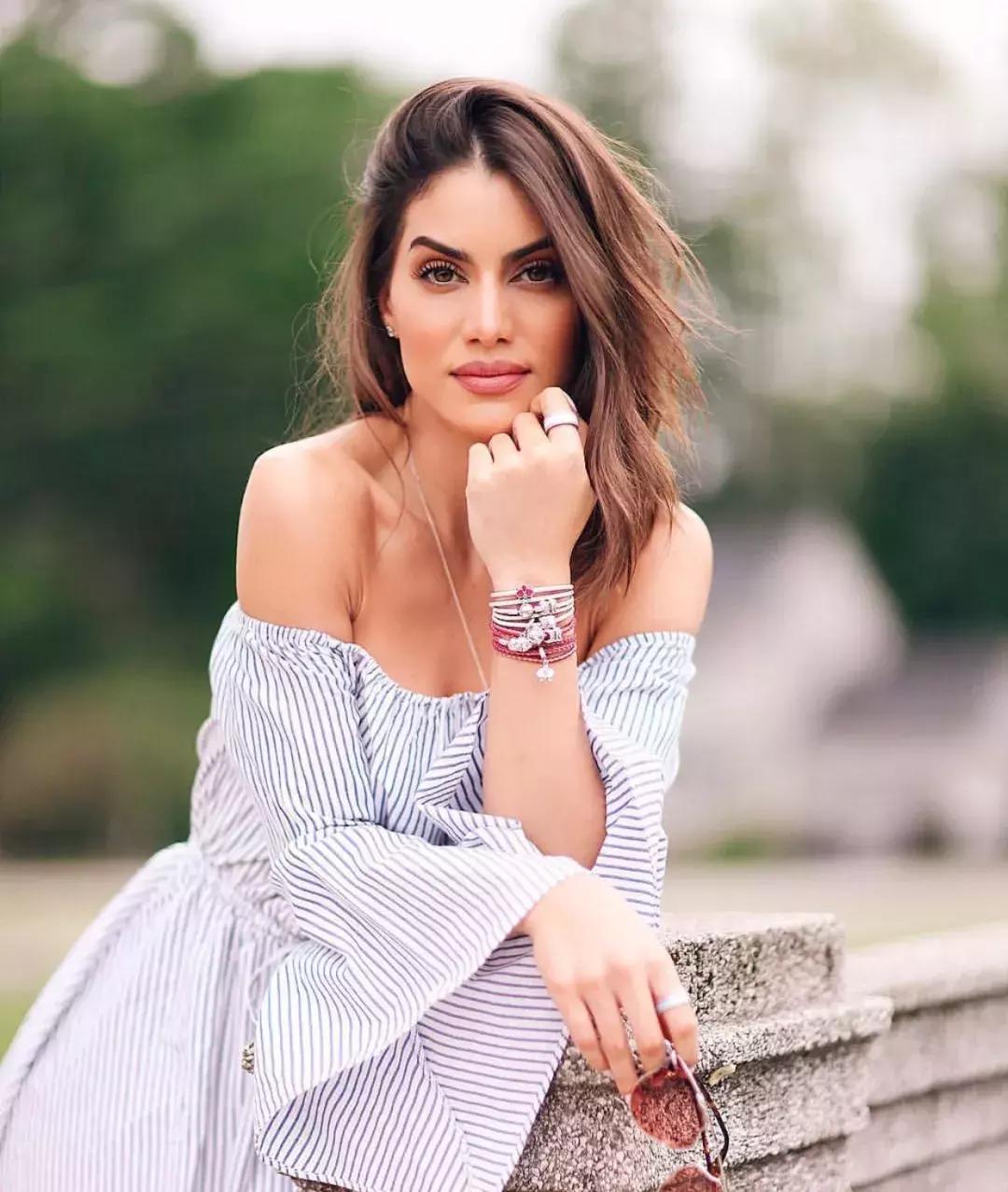 不白、不高、没背景的女孩，如何做到一条ins卖19万？