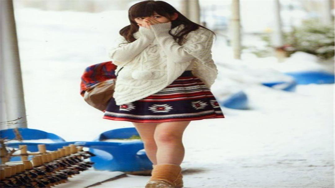 女性冬天受凉不容小视，小心这3个危害，看看你都中招了没