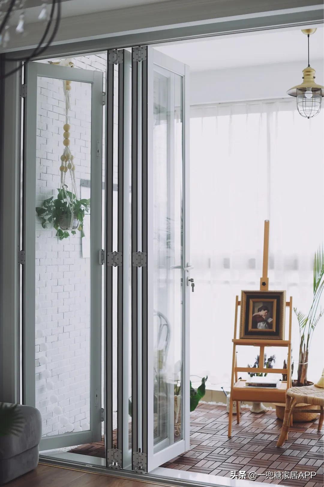 小户型最实用的折叠家具,折叠家具创意节省空间测评