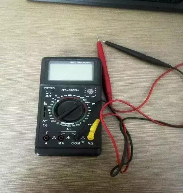 指针式万用表使用口诀,万用表使用口诀欧姆档