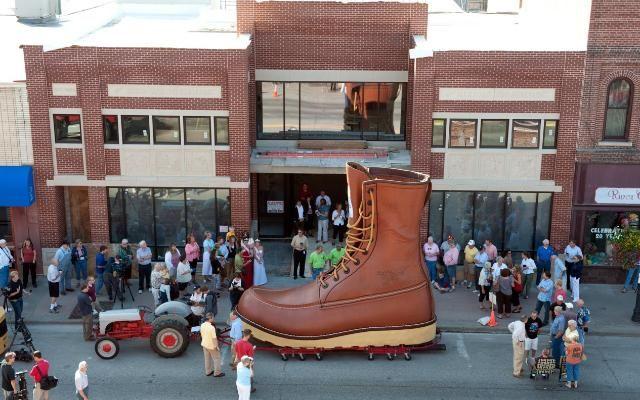 网上买的鞋为什么尺码小,买运动鞋码数怎么选合适