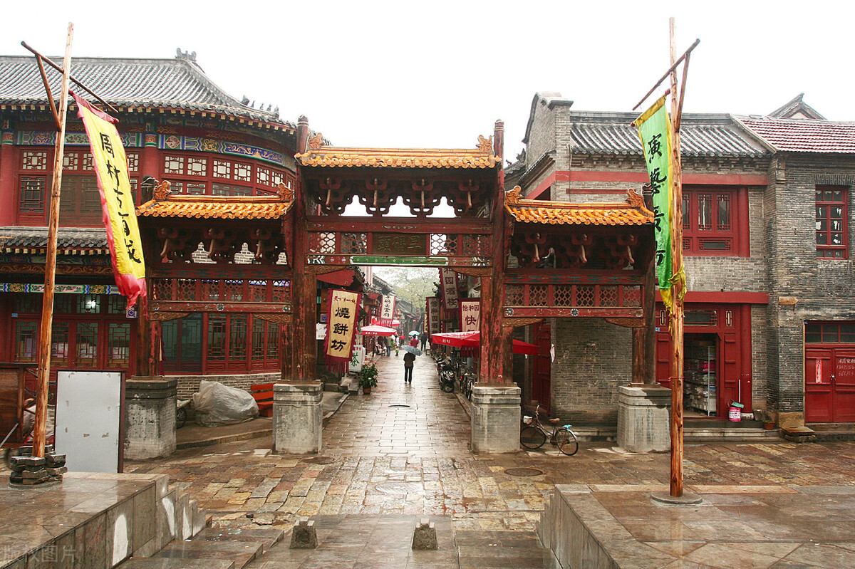 齐鲁大地之淄博（人口分布情况）：张店区79.5万人，临淄64.9万人