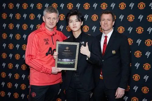 楣挎櫁鏇艰仈瑙ｈ姣旇禌,楣挎櫁瀵硅嫳瓒呯殑璇勪环