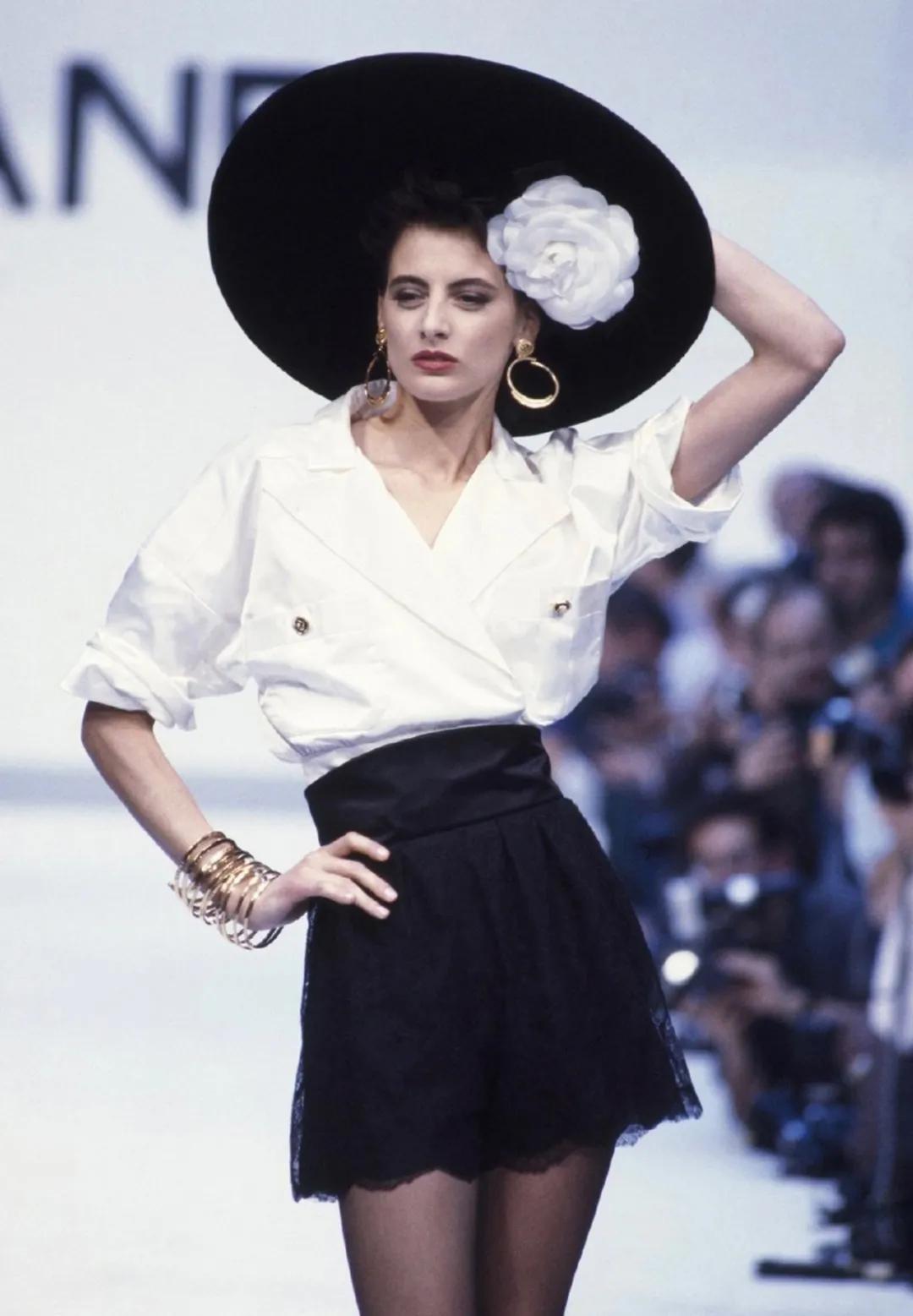 为什么大家都喜欢买香奈儿,香奈儿带给你的感触