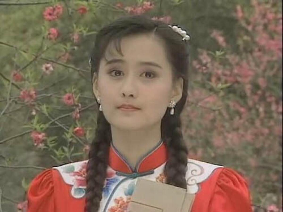 还珠格格林心如范冰冰谁最好看,林心如赵薇版还珠格格结局