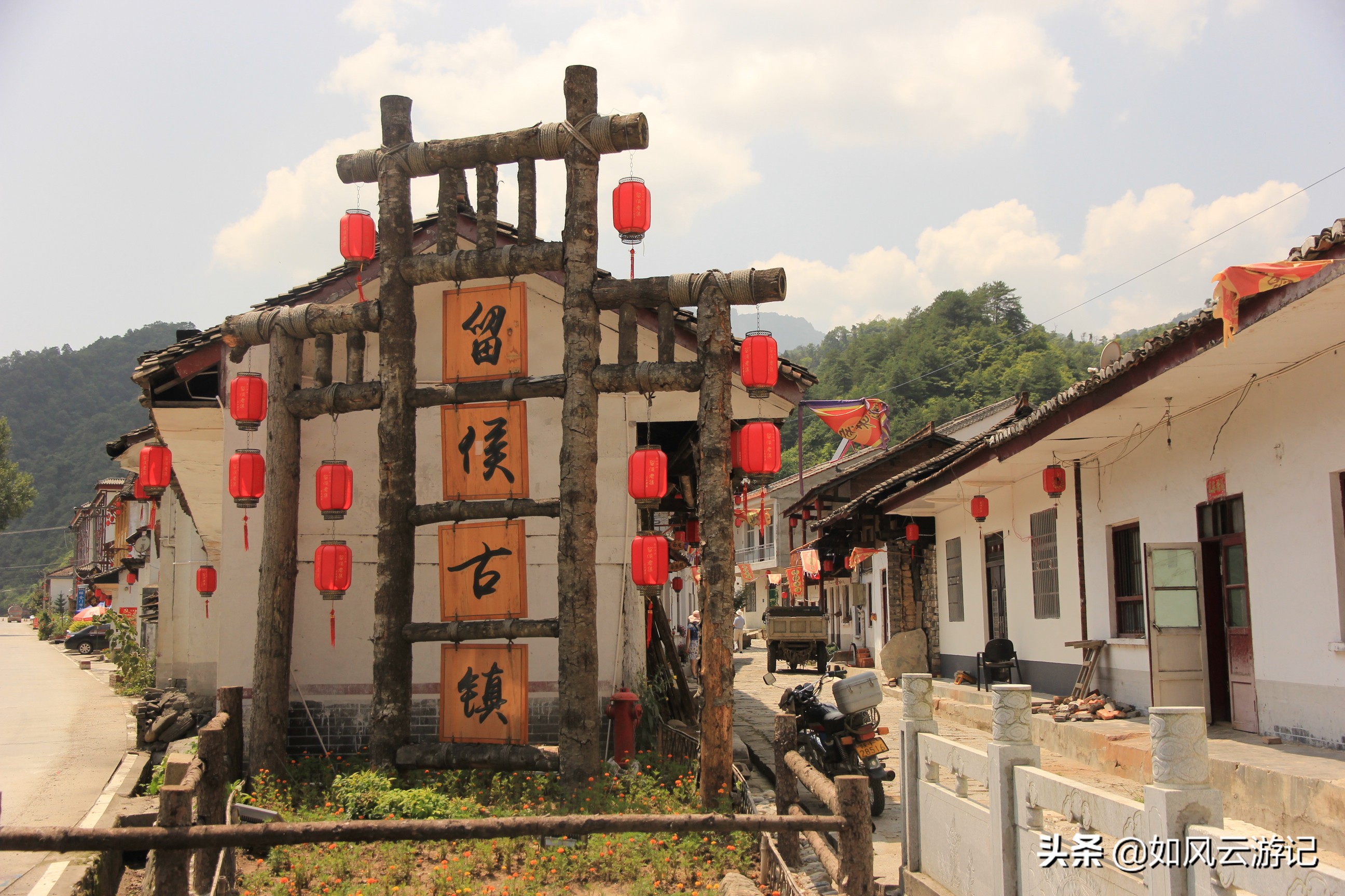 这条连云栈道“弓背线”火烧店—庙台子奇景传说诸多，闺藏深山中