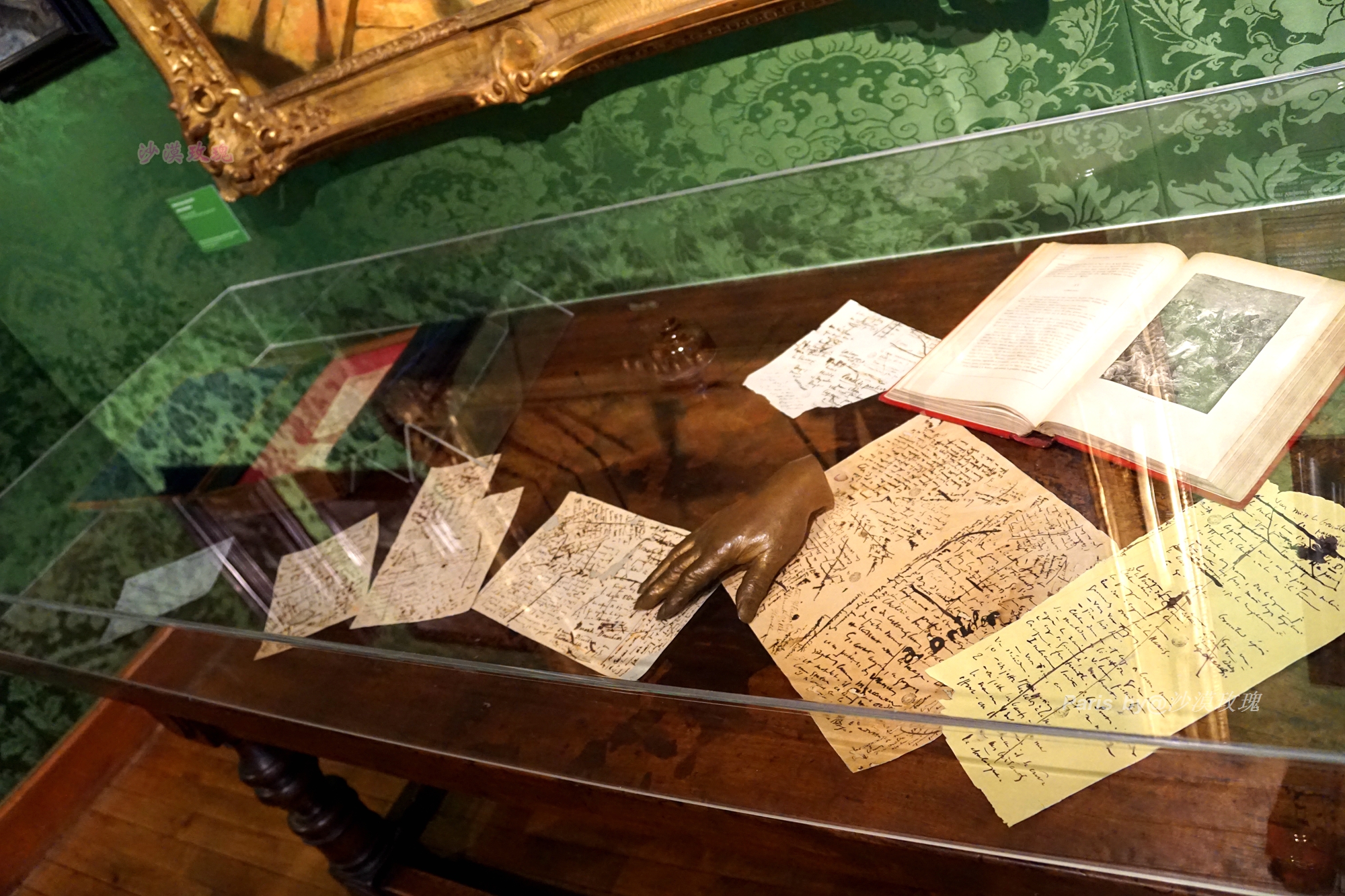 他从未来过中国，却热爱东方文化，为情人亲手设计了“中国沙龙”