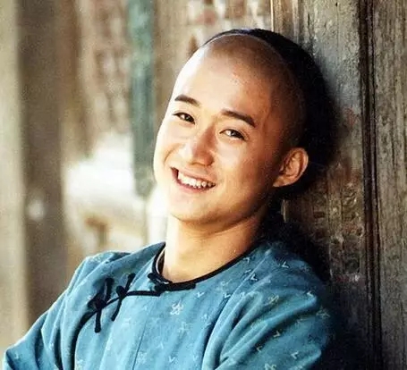 吴京22岁到46岁颜值变化有多帅,吴京22岁到49岁颜值变化