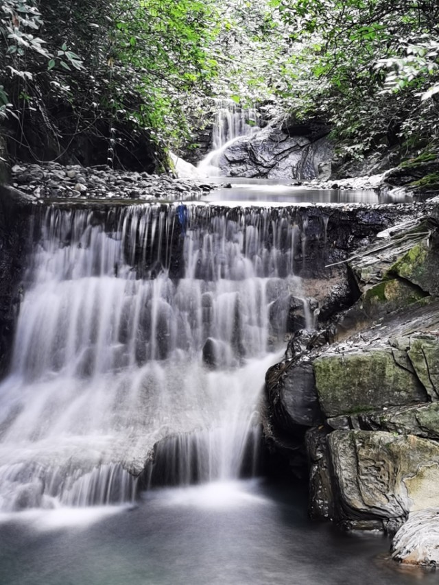 宜昌五峰晚上旅游攻略,宜昌五峰三日游景区旅游攻略