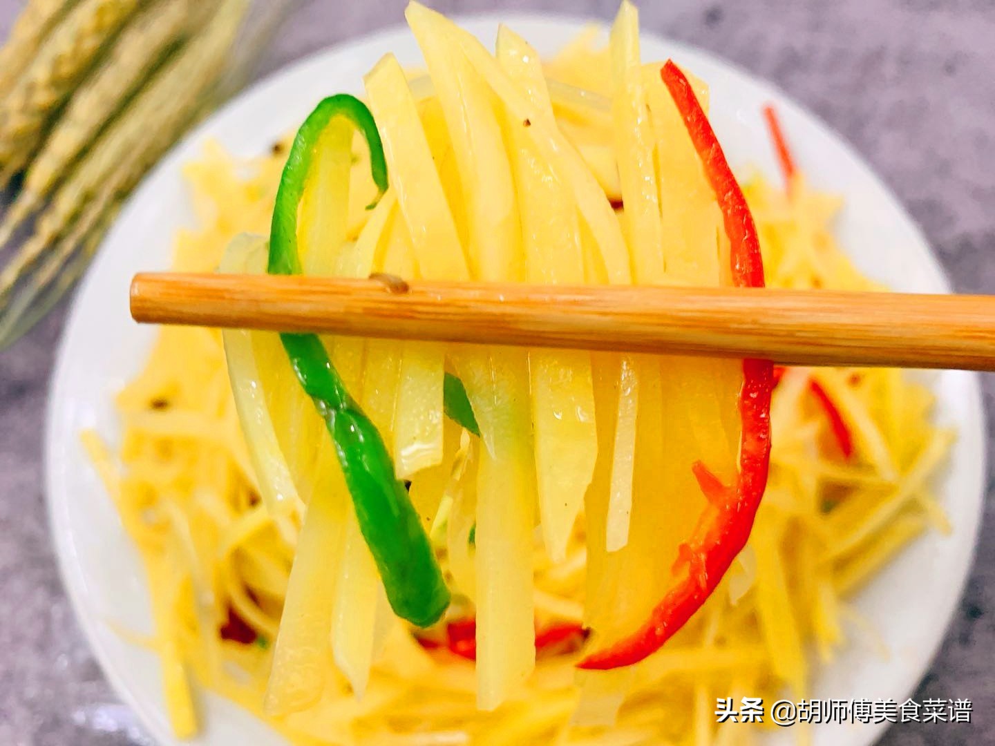 炒土豆丝总是粘锅怎么办,苏泊尔不粘锅炒土豆丝粘锅