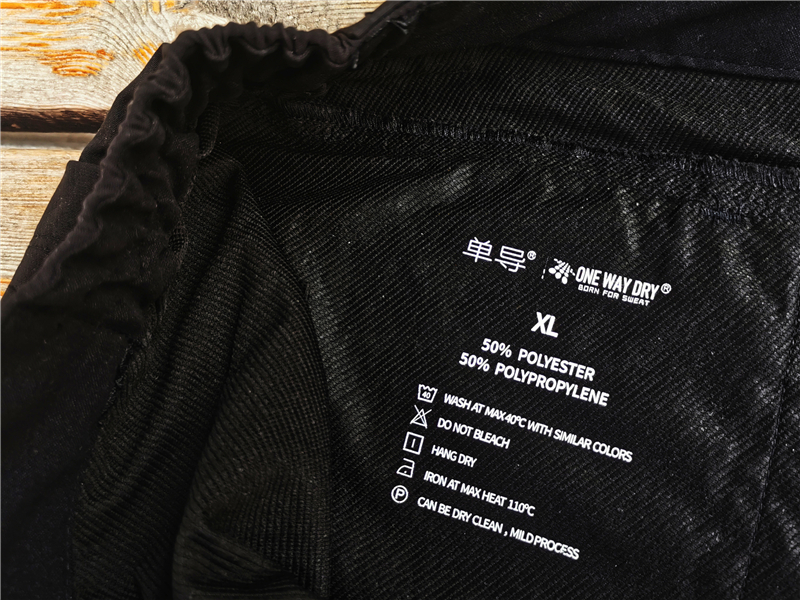 是短裤,也是移动的工具库——单导“黑洞”短裤简评