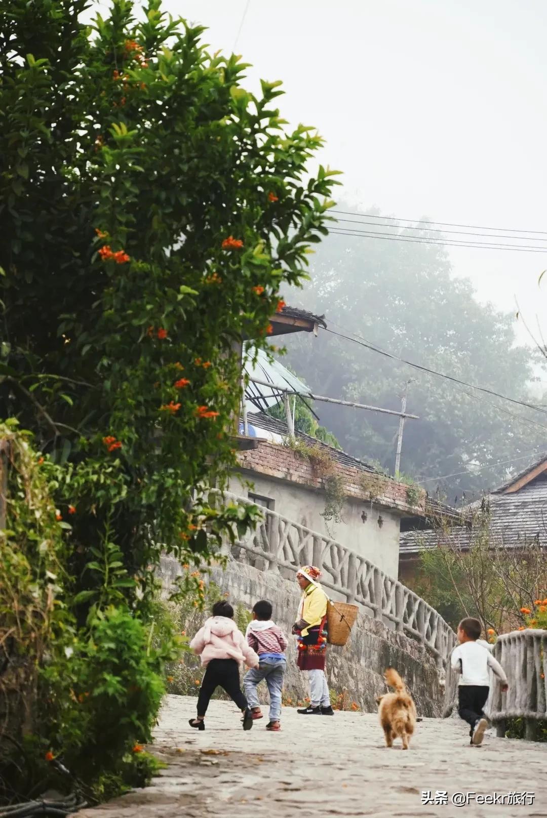 被刘昊然种草的云南小城，全网0攻略，我们花不到2k就逛吃6天