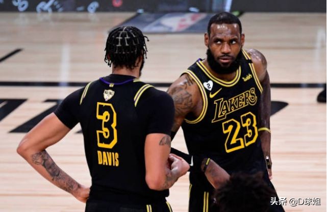 二冠王无视戴维斯？直言韦德才是詹姆斯的最强队友