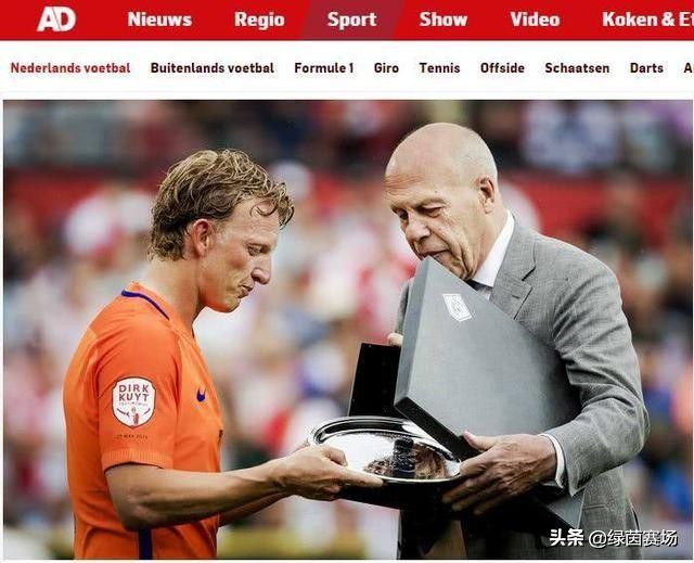 足球界的全能战士,全能前锋全能中场