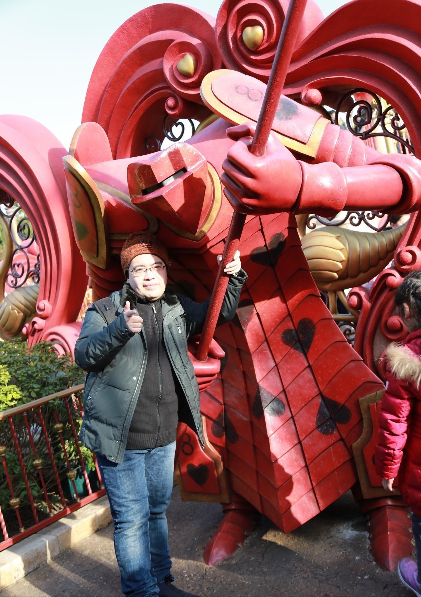 上海迪士尼跨年旅游,上海迪士尼与外滩旅游安排