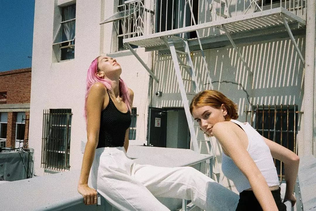 教你100元变身梦幻九头身KaiaGerber