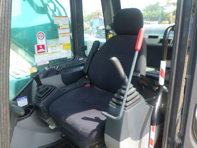 神钢sk200-3二手挖掘机图片,二手sk200-8挖掘机多少钱一台