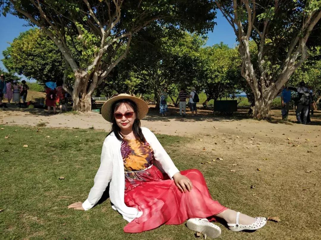 澶у鍑洪棬鏃呮父鎷嶇収濮垮娍鍚堣緫,涓浗澶у澶栧嚭鏃呮父