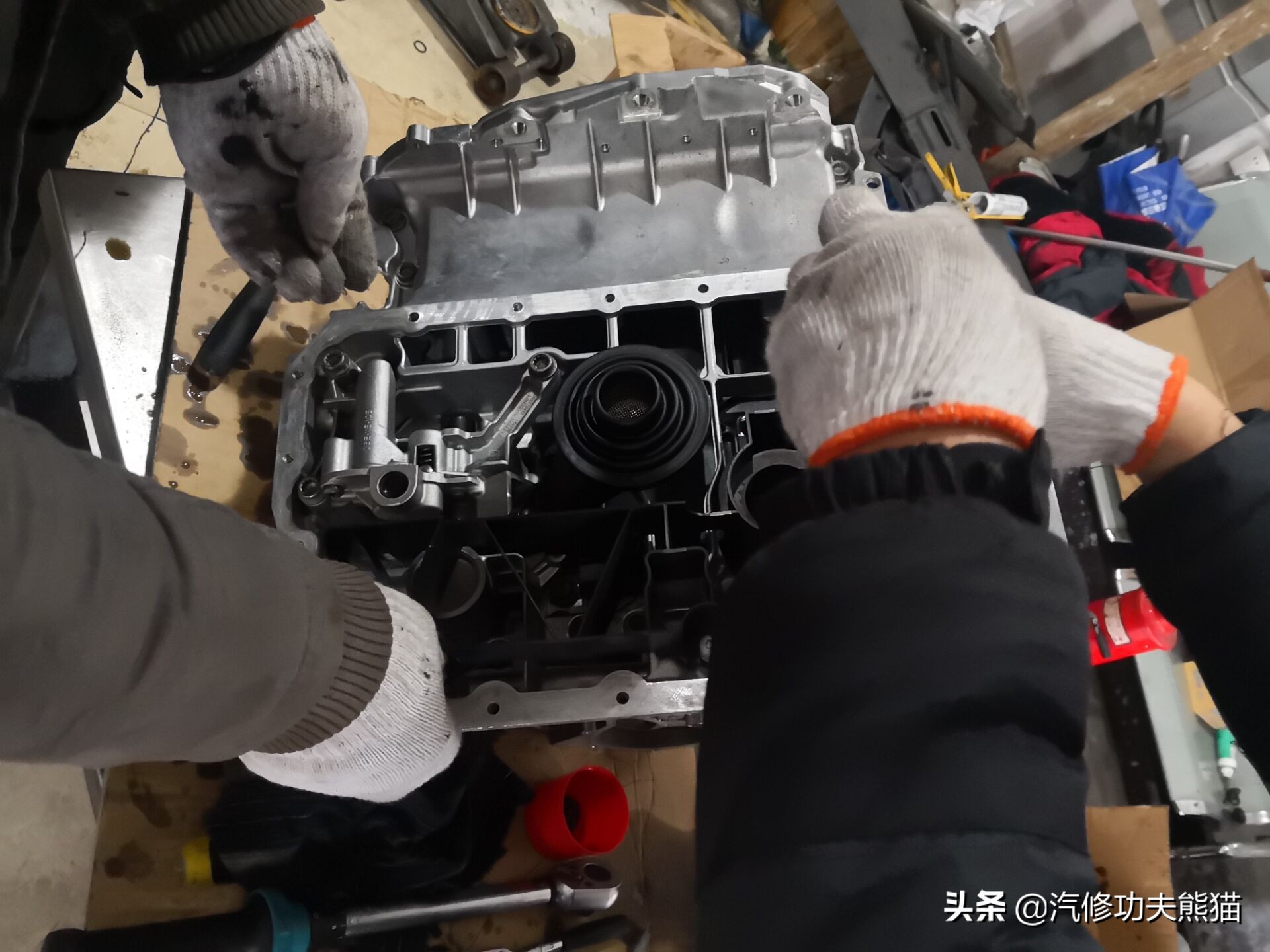 大众途锐急加速发动机故障灯点亮,大众新款途锐车子烧机油