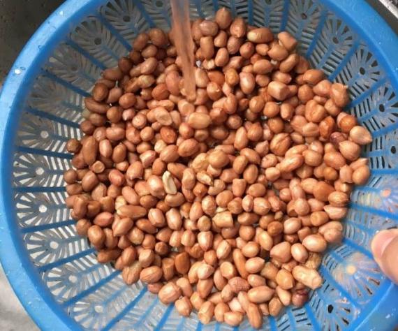 炸花生米炸了为什么不脆,炸花生米放凉了还不脆