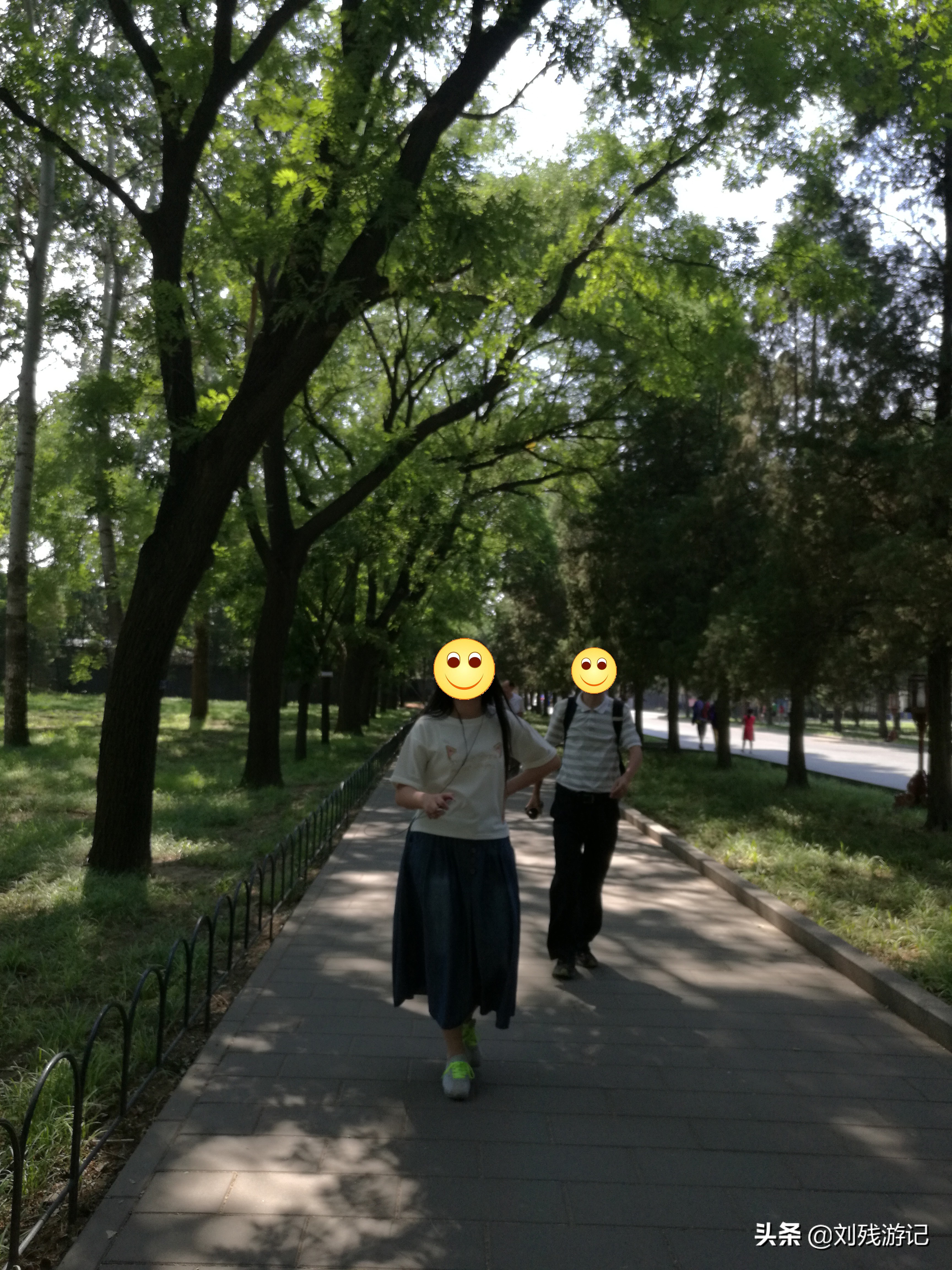 天坛是世界上最大的祭祀建筑群,北京天坛的圆坛为古代祭天的场所