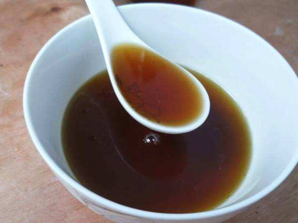 油烟机里边的废油该怎么拿来养花,用废油养君子兰