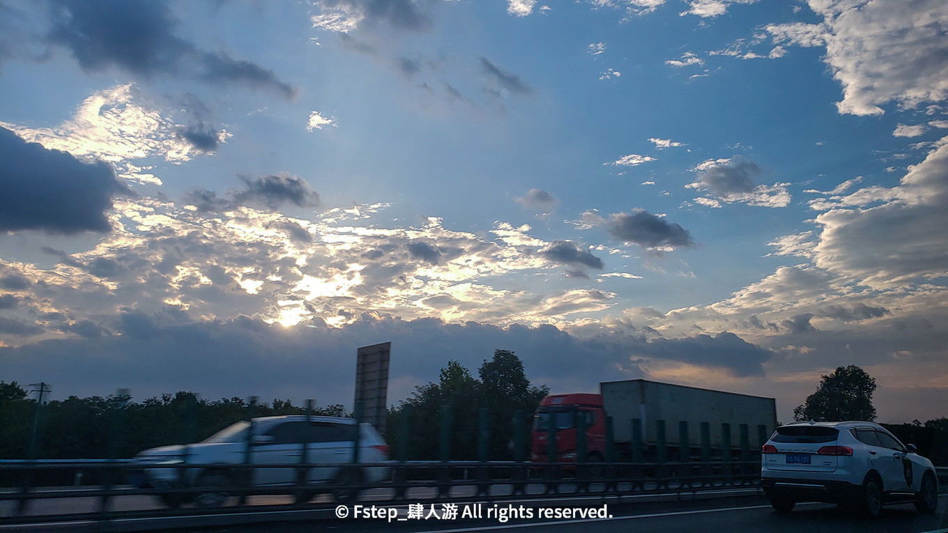 宅家云旅游遇见最美的自己 (宅家云旅游唯有爱与美食不可辜负)