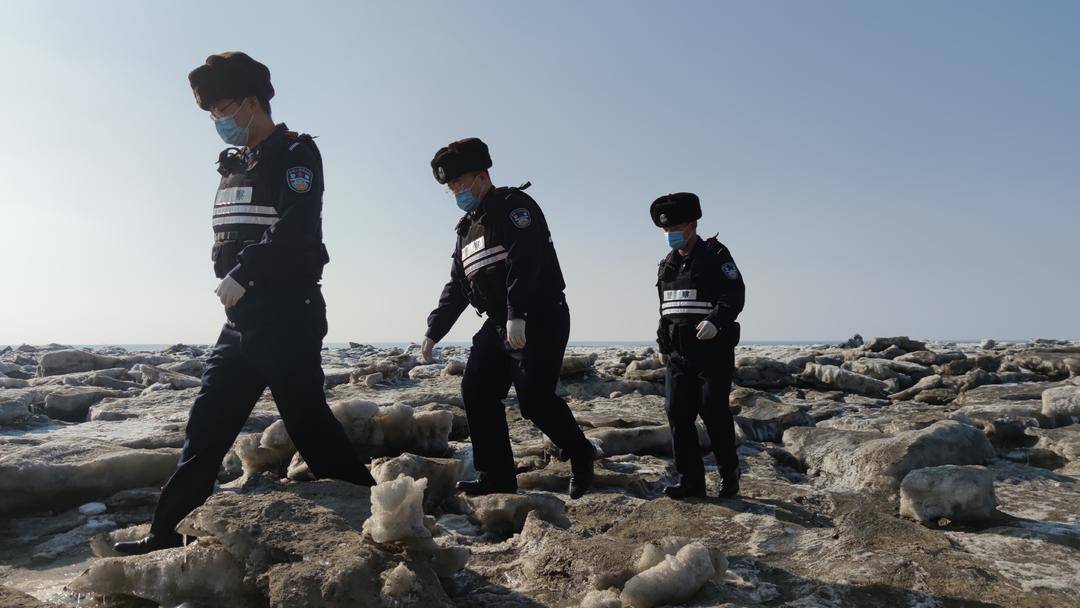 春节我为你坚守,我为祖国守海岛完整版