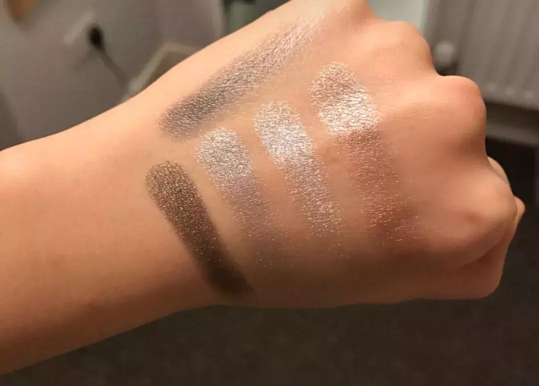 为了迎接圣诞，这些品牌都出了哪些仙女儿套装？