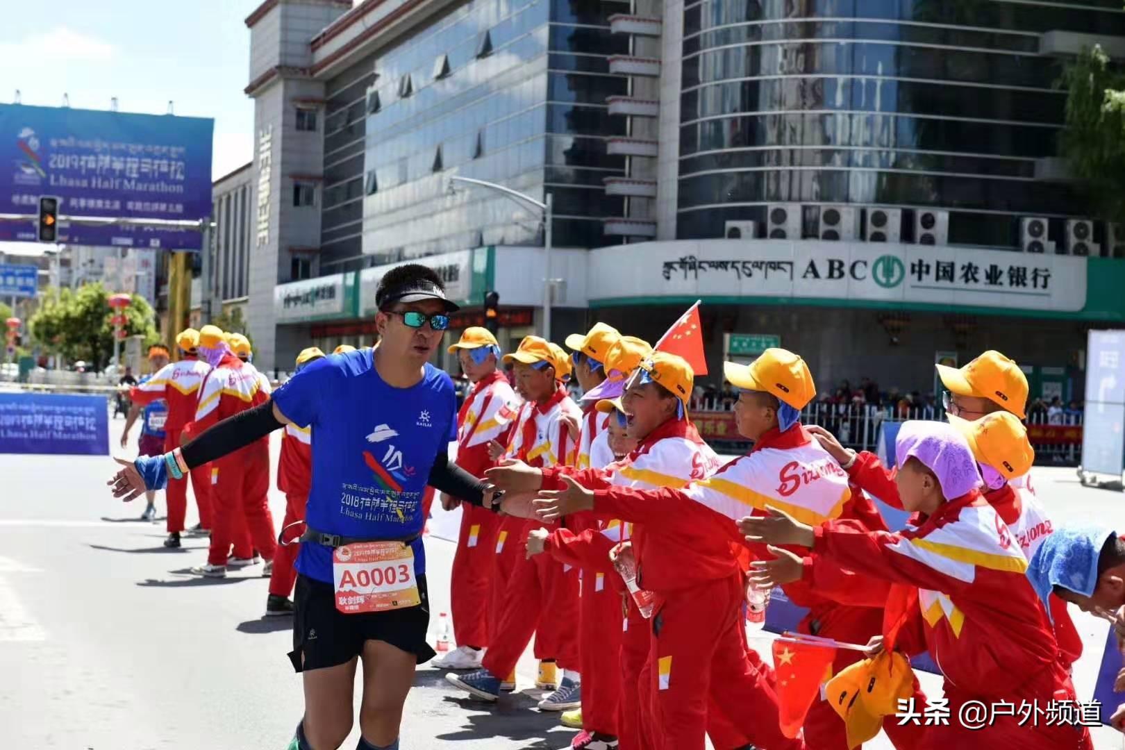 佳明手表fenix5和forerunner945,佳明手表forerunner945gps如何使用