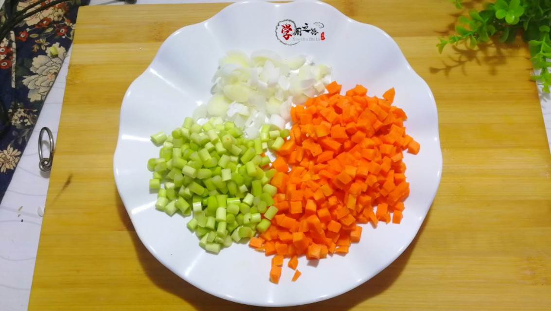 如何让炒饭不粘粒粒分明,蛋炒饭不粘的诀窍