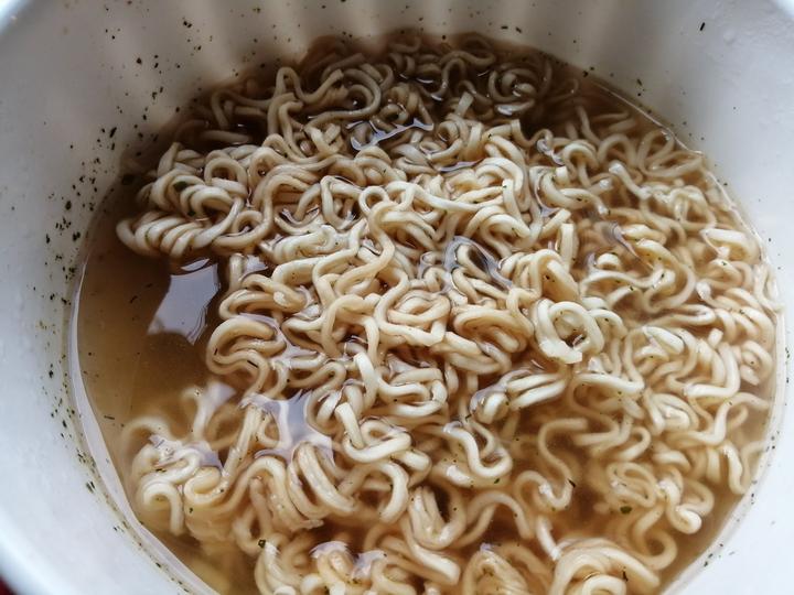 日本宅家方便面 (国外方便面推荐好吃又便宜)