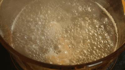 烧伤现场急救三个原则,烧伤的急救原则是什么多选题