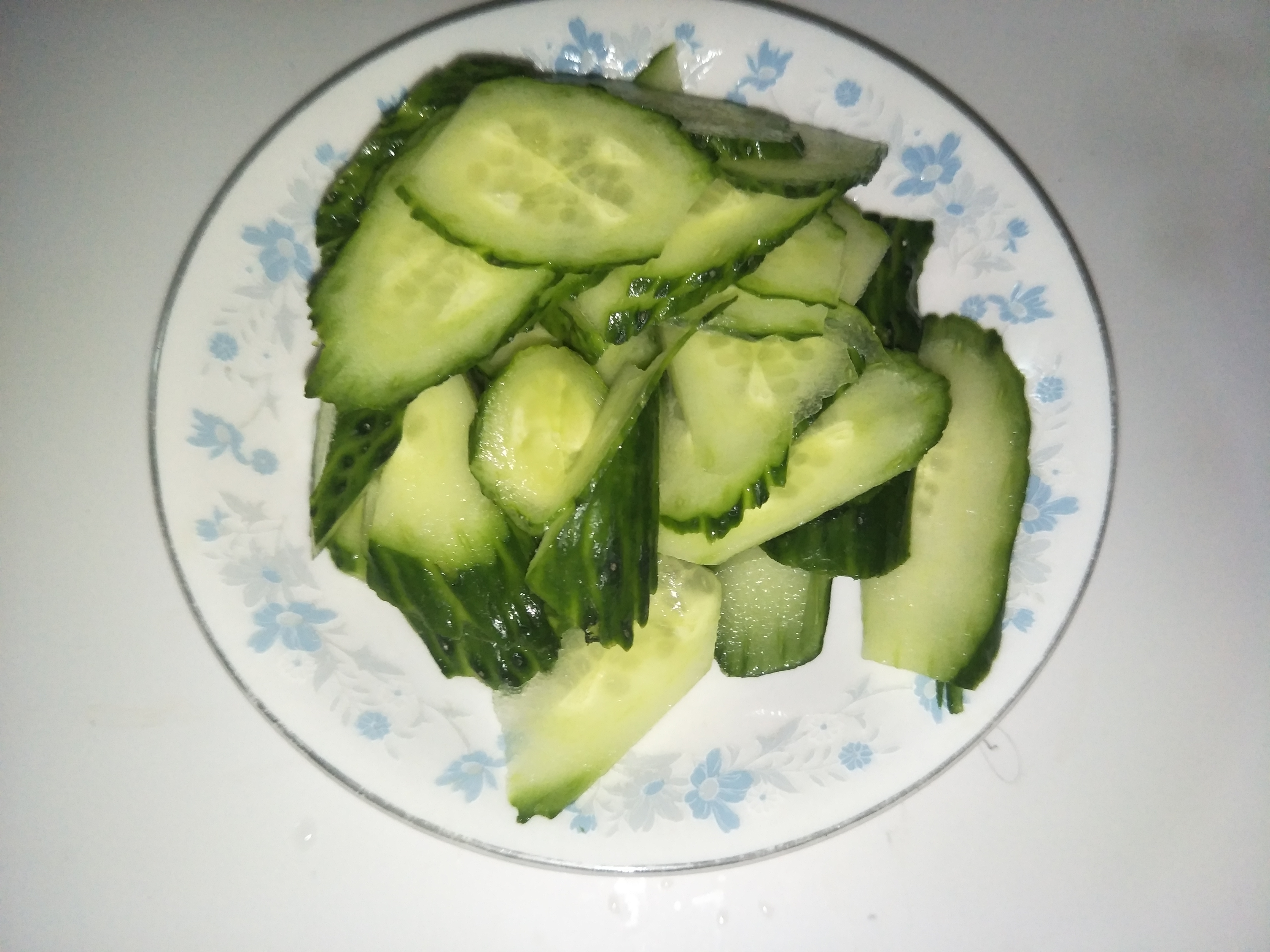 西红柿炒鸡蛋炒黄瓜的做法大全,西红柿炒黄瓜是怎么切