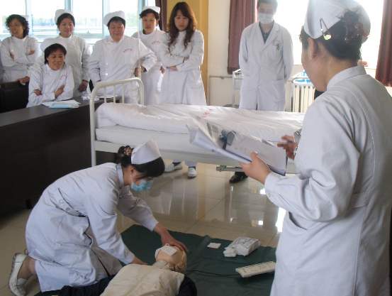 医学专业就业率高的十大专业,医学就业率最高的十大专业药学