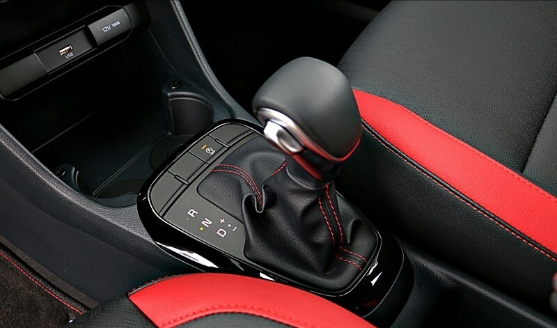 起亚版奥拓,起亚k2和奥拓