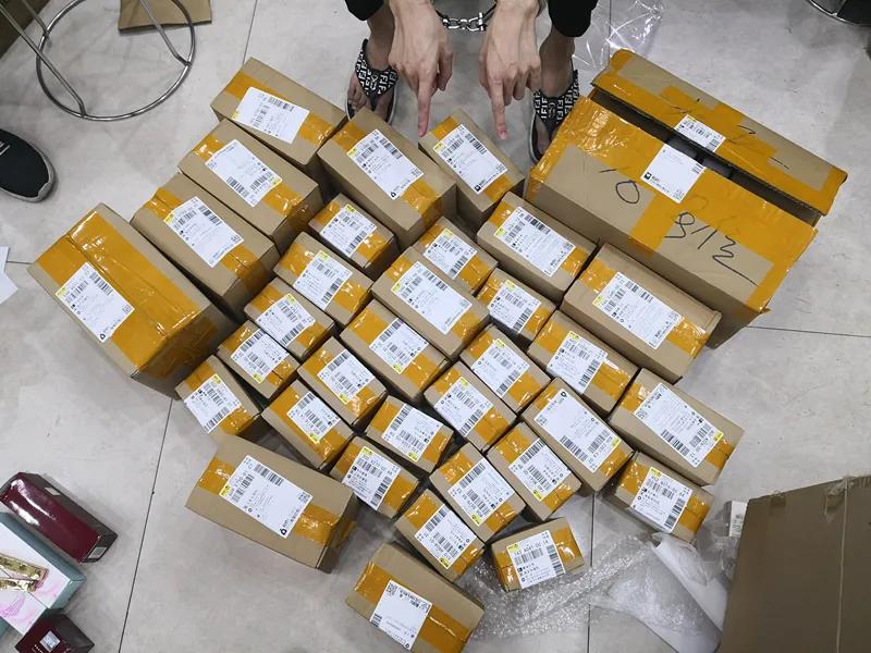 官方网站购买的化妆品有假货吗,国际版化妆品是假货吗