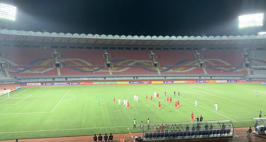 “我甚至怀疑这场比赛没踢”半岛德比，全靠瑞典大使“转播”，吃瓜群众只看到一个空旷的体育场和0：0的比分