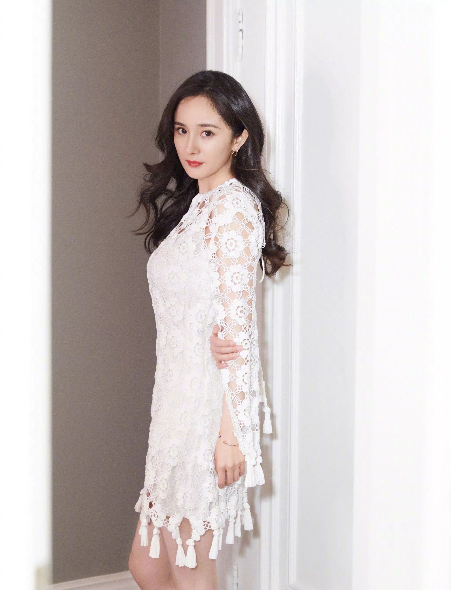 杨幂魔鬼般身材照片,杨幂身材到底有多好