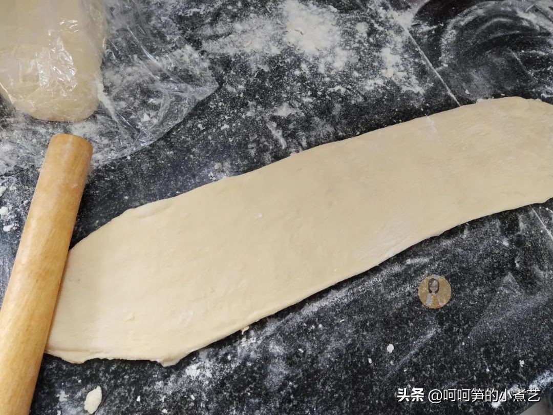 新油条怎么做酥脆松软完整教程,油条怎么做酥脆松软高筋面粉