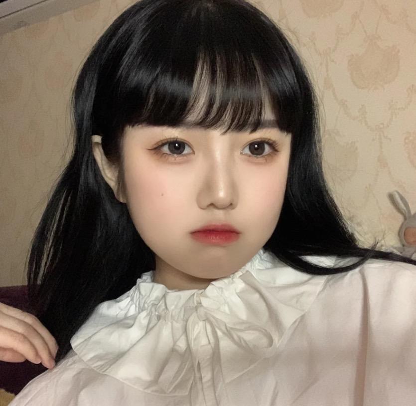 圆脸适合什么短发好看又显年轻,减龄又洋气适合大圆脸的短发