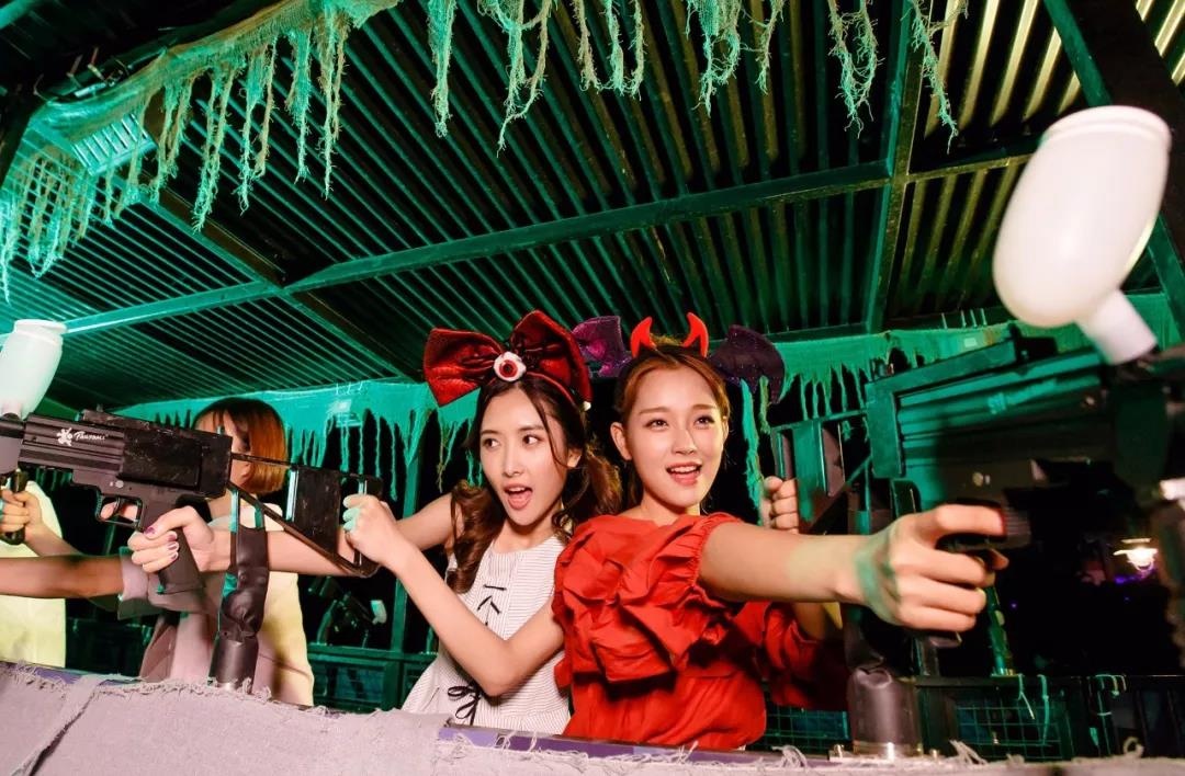 「今晚搞乜鬼」￥478抢长隆欢乐万圣节双人住宿套票，全新鬼屋