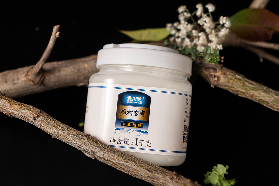 长白山脚下的纯天然椴树雪蜜,北大荒椴雪蜜