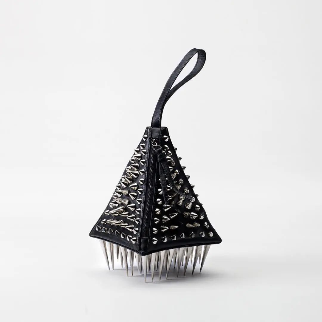 KrisXu：一个被UFO带来的国内设计师品牌包