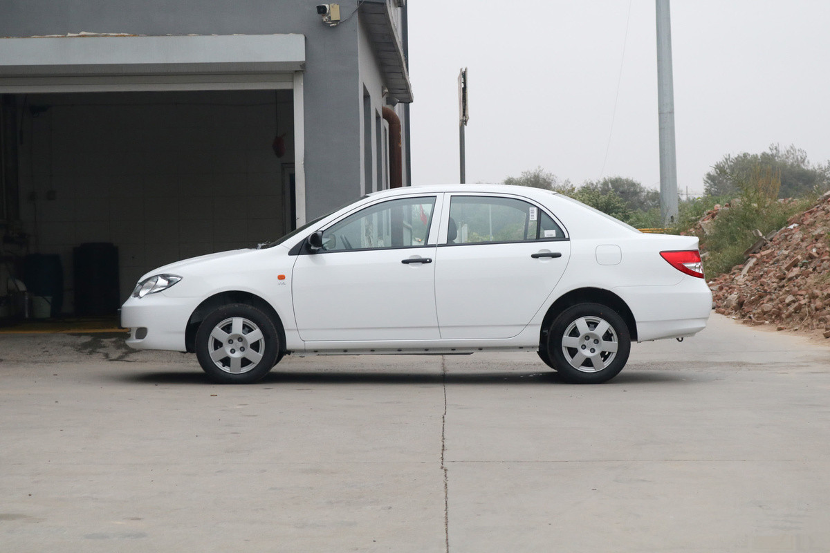 4万多元比亚迪F3手动经典版,4万元的比亚迪f3